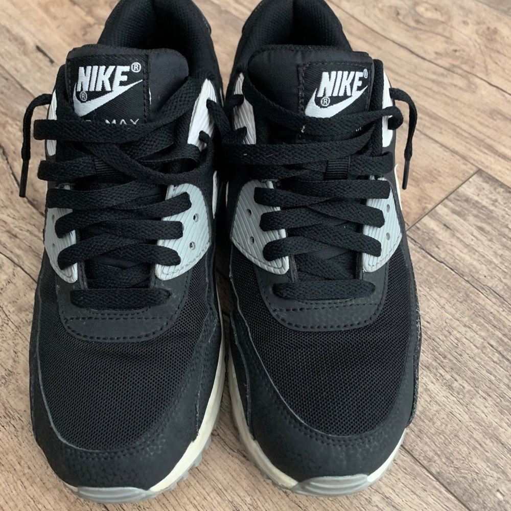 Women’s Nike Air max 90